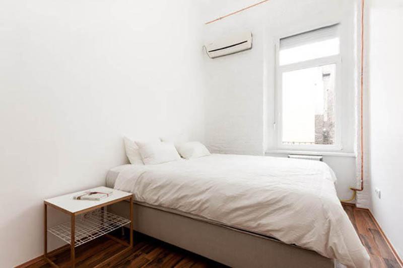 Loft Style Apartment In Hipster Area Budapest Exterior foto